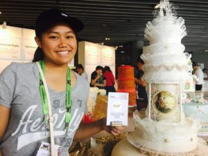 HIGHEST GOLD AWARD in ONE FREESTYLE WEDDING CAKES (Session 2) category by Ms. Alyzza Rose Bundalian